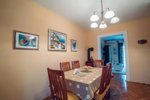 Ivica Apartments