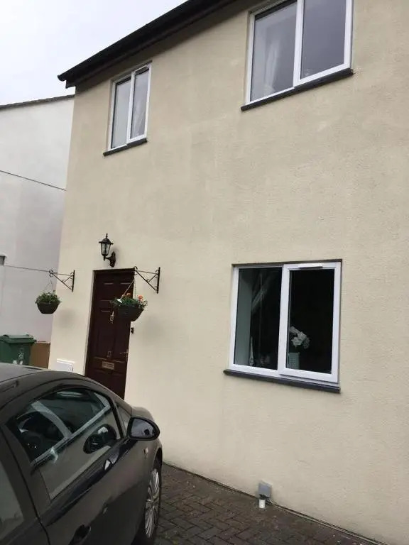 Stunning House in Felinheli Marina