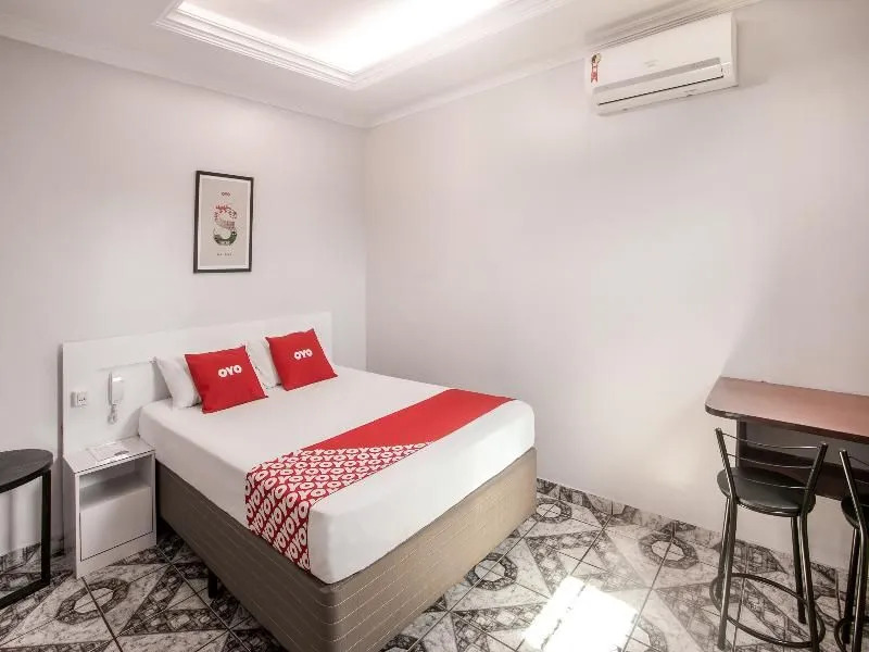 Oyo 122 Tiquatira Hotel