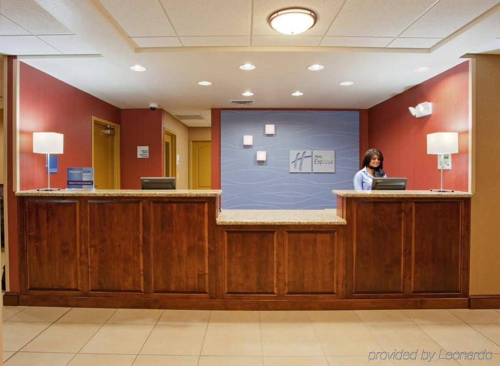 Holiday Inn Express Hotel & Suites Willows by IHG