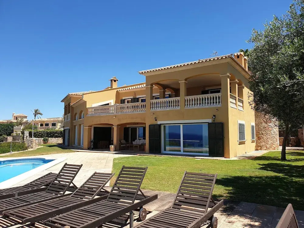 Luxury Villa Luna Suites frente al mar