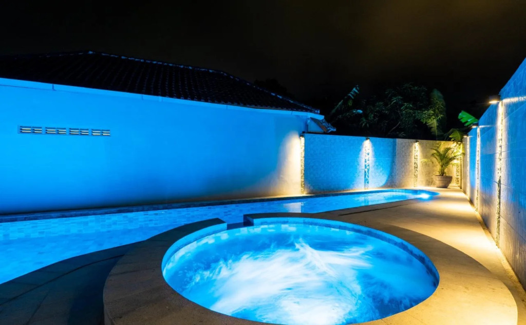 Fullmoon Villa