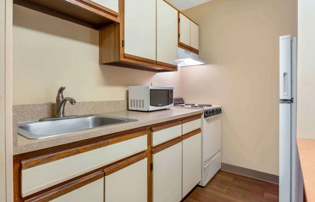 Studio 6 Corporate Extended Stay Indianapolis, IN - North Carmel