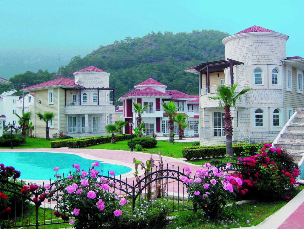 Tropicano Family Villas