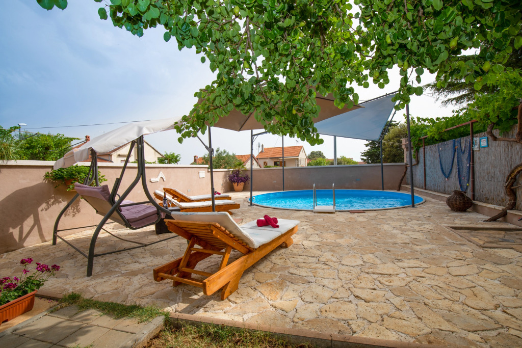 Pool Apartment Bakija