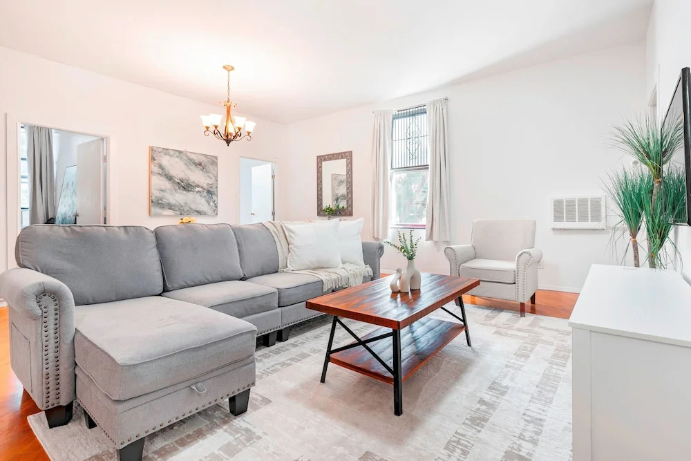 Prime Location Upper Manhattan Furnished Apartment