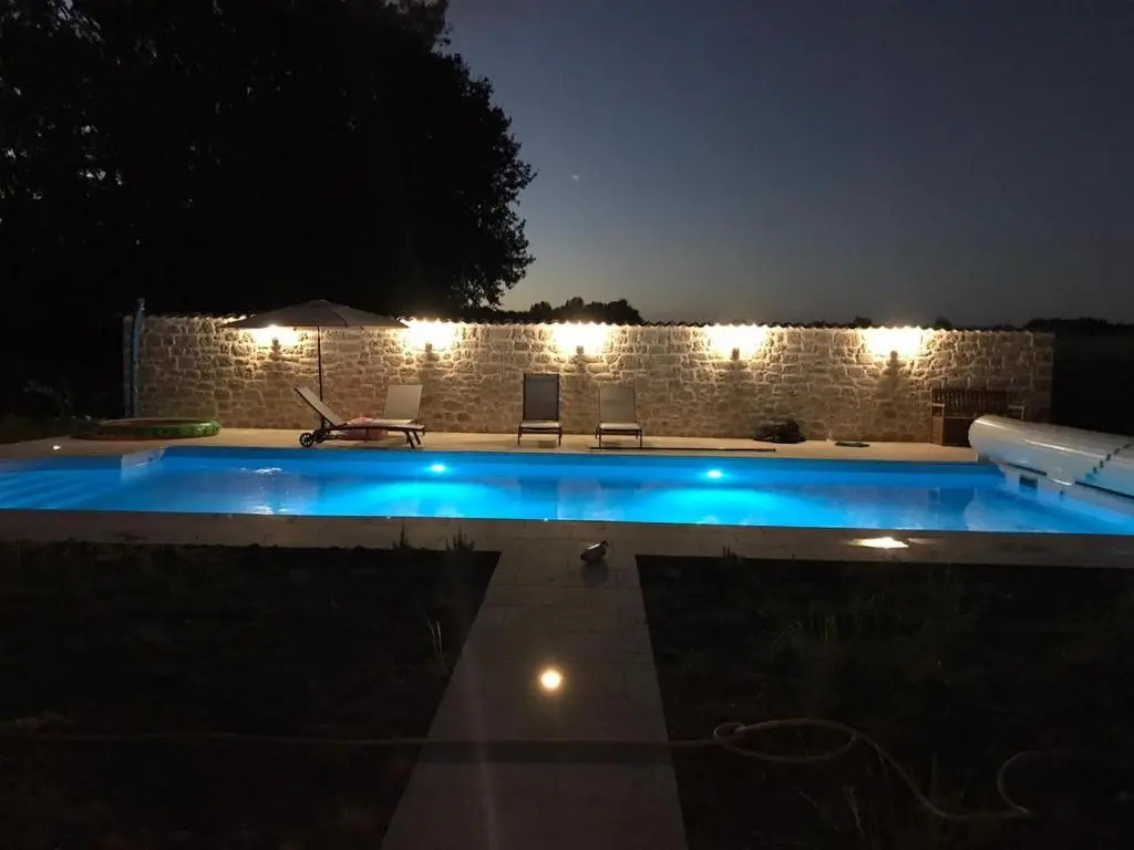 5 bedroom house with private pool, S Dordogne