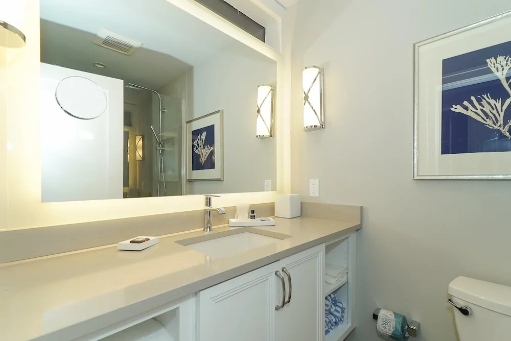 Anna Maria Beach Resort Rm 112
