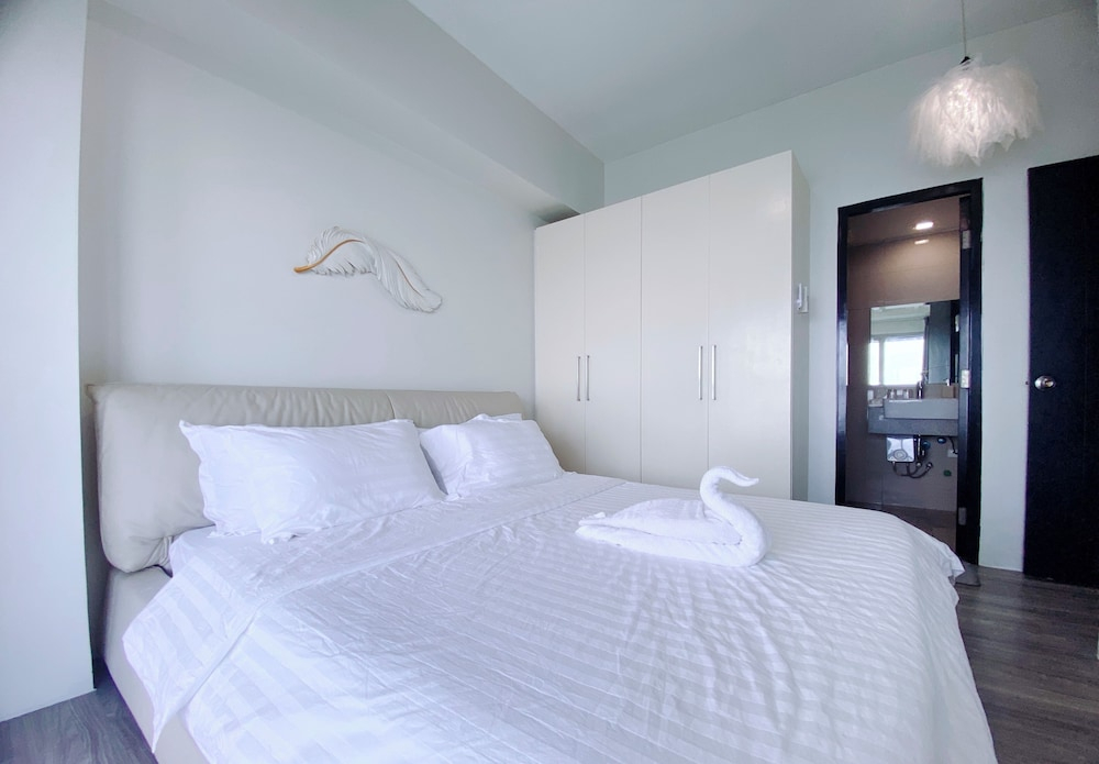 Deluxe Apartment Balcony with Seaview