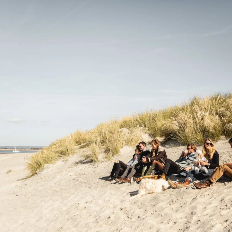 Delightful Seaside Hideaway 5 Mins to Beach