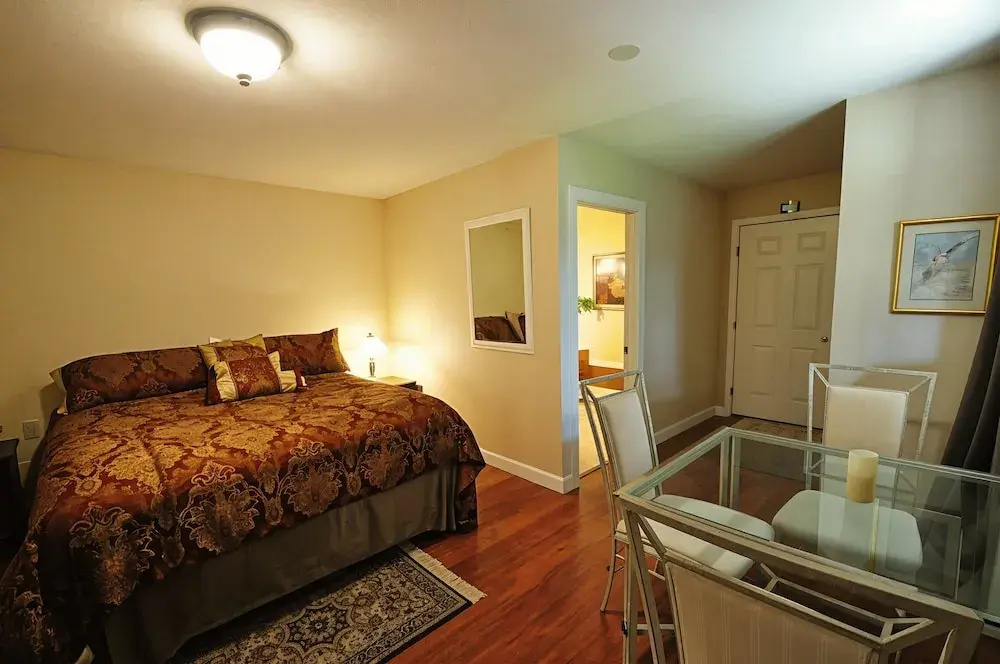 Yosemite Villa - Only 0,3 Miles from Lake Lodge Beach and Playground