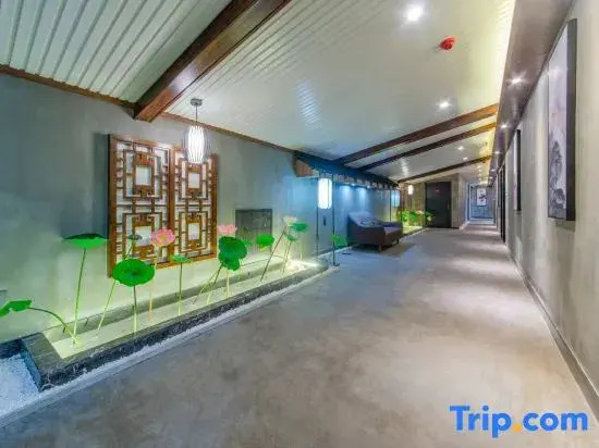 Yuejing Hotel (Yueyang Tower Scenic Area Branch)