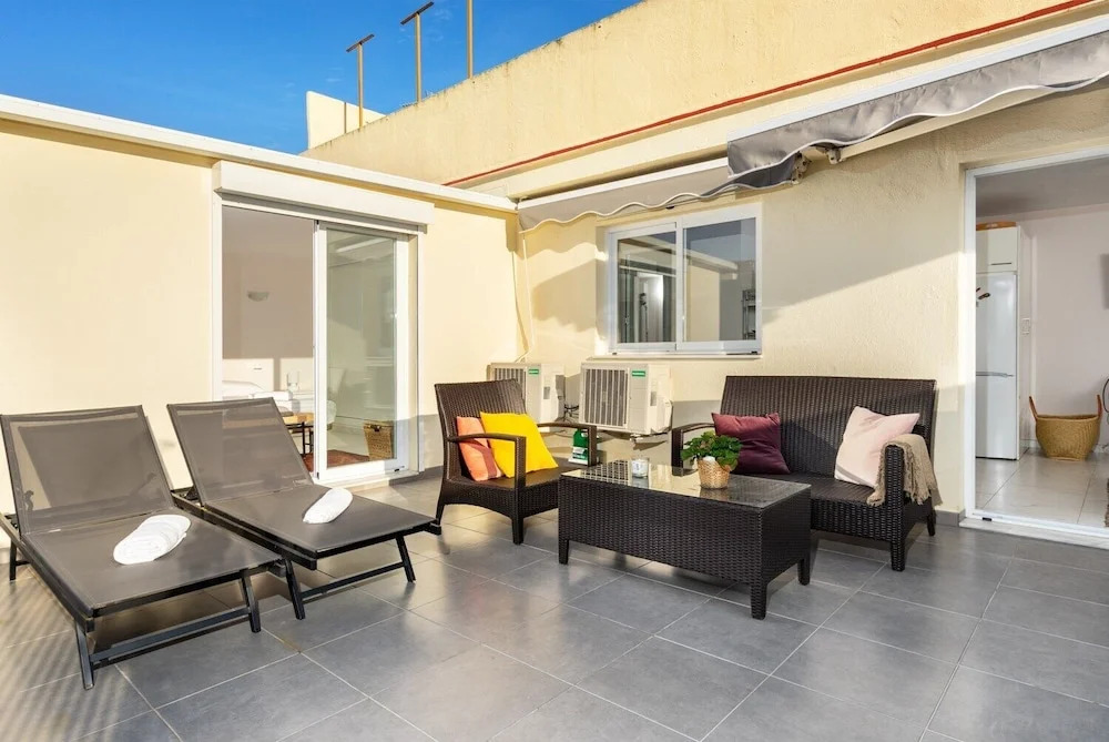 Beachside Penthouse in Los Boliches Ref 126