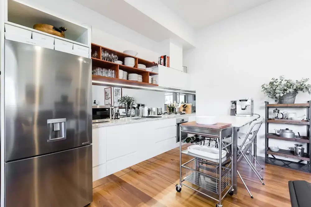 MURRAY, 1BDR Fitzroy Apartment