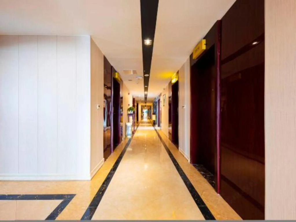 Landing International Hotel
