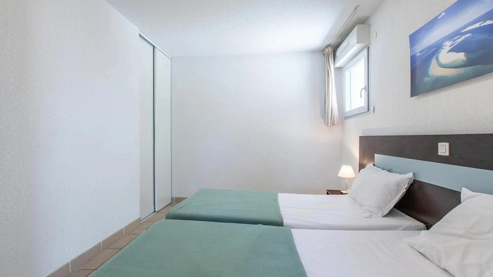 Coastal Stay for 4 in Cagnes-sur-mer