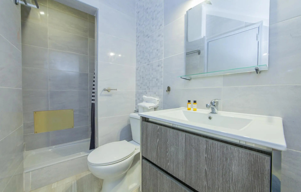 B21 - Oliveira Cozy Flat