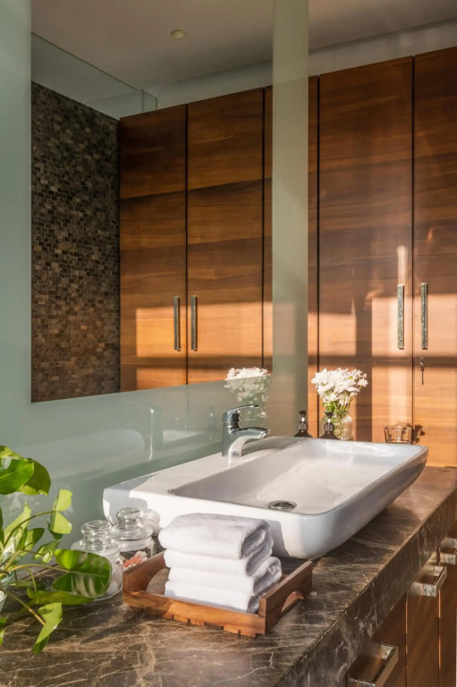 Seis Villa by The Blue Kite - 4BHK Villa 10 Mins from Baga Beach with Bathtub, Private Pool, Gazebo, Garden, Security