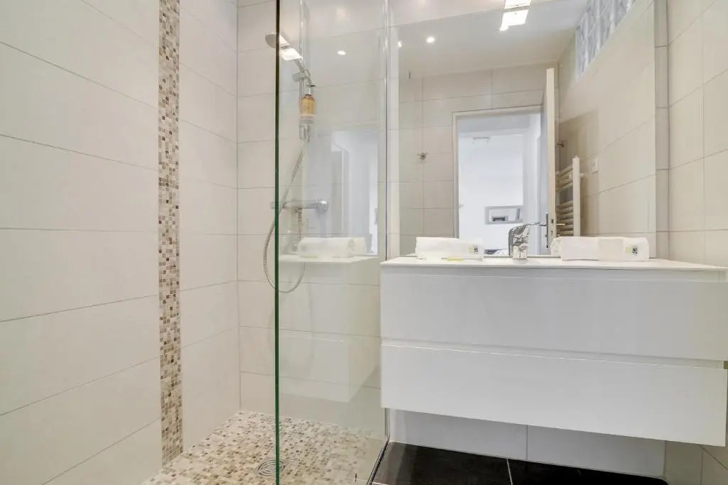 IMMOGROOM - 5 min from beach -Terrace - AC - Parking