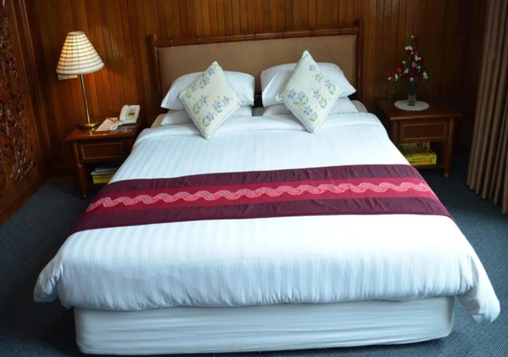 Mya Yeik Nyo Royal Hotel