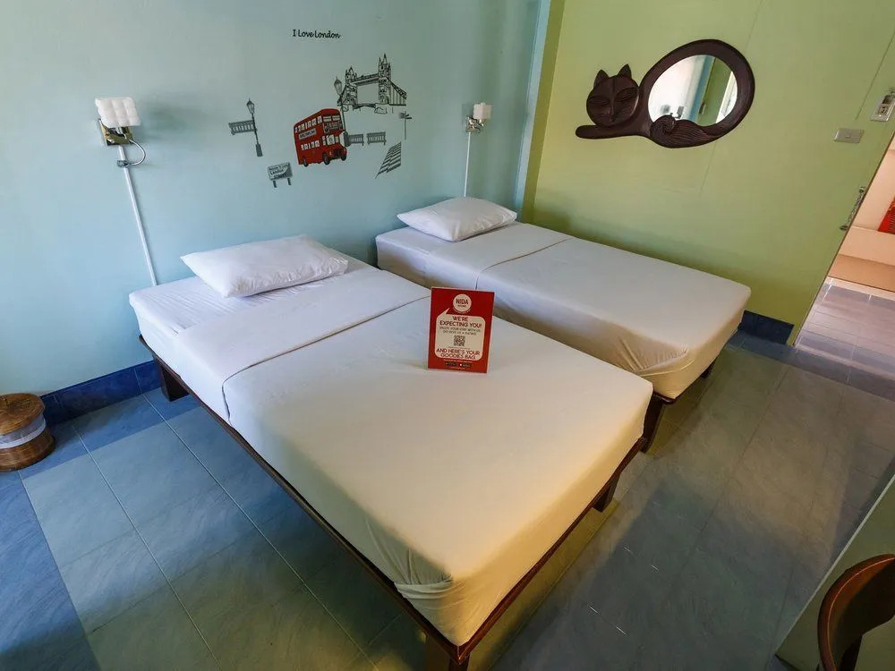 Nida Rooms Moon 235 Walking Street