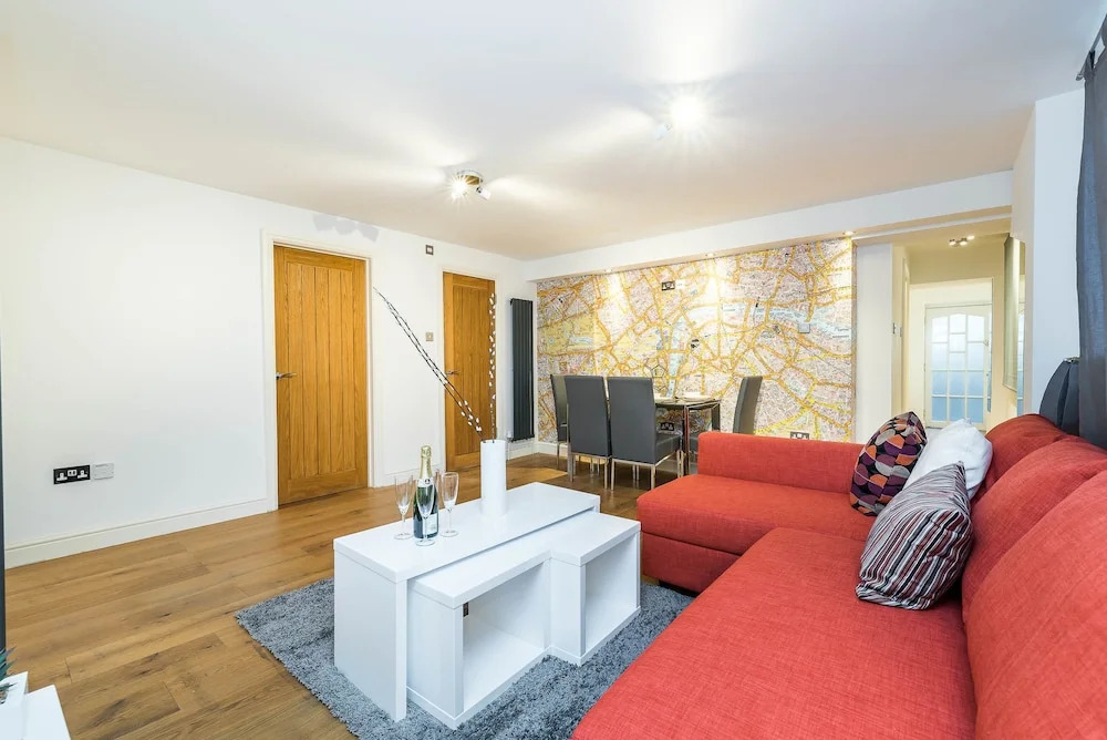 Battersea Studio Apartment