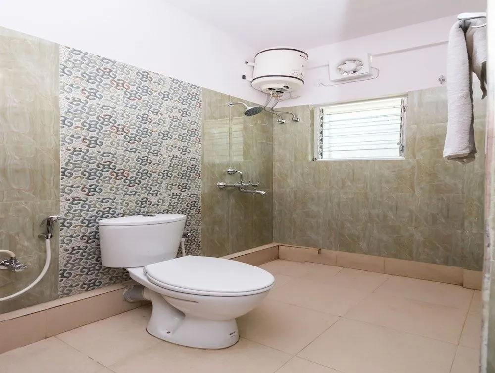 OYO Flagship 9980 Violet Guest House