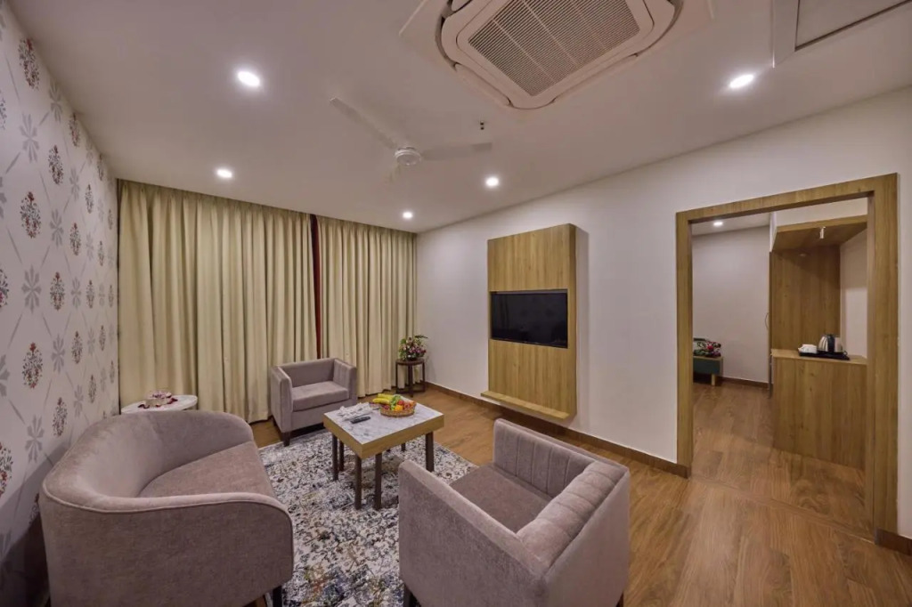 Golden Tulip Tirupati