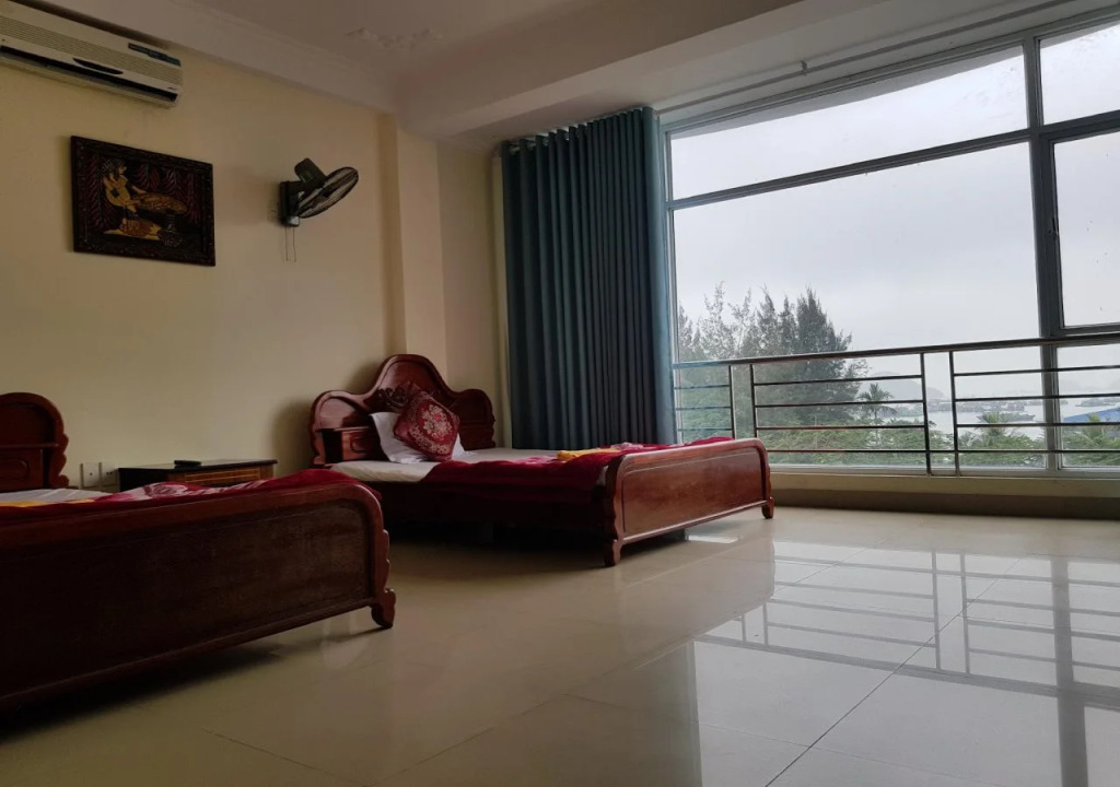 Bay View Hotel