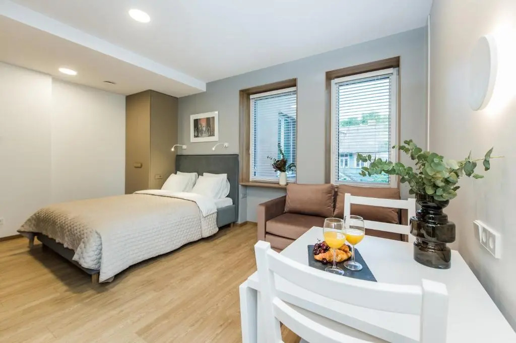 River city apartments No 1 by URBAN RENT