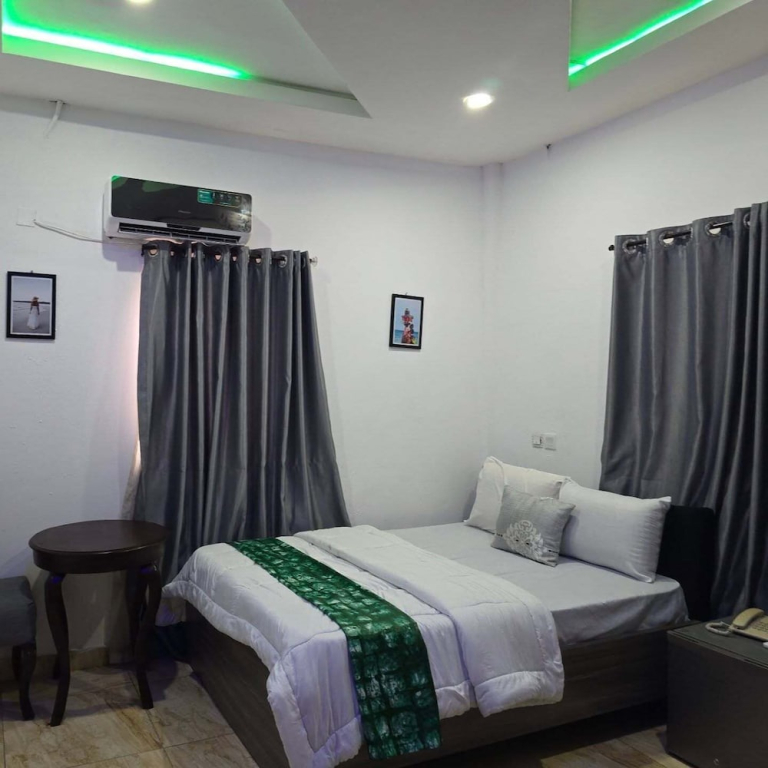 Bayford Suites