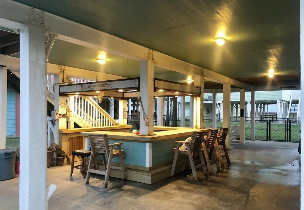 Stay Salty 3 Bedroom Home by RedAwning