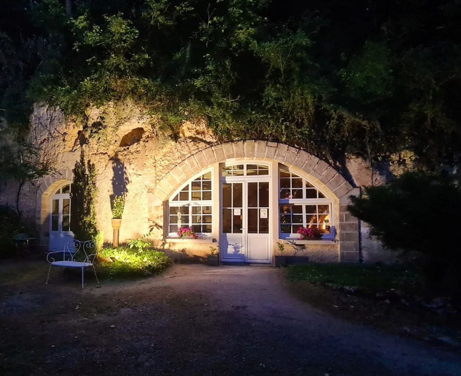 Chambres dHôtes Troglodytes Le Clos de LHermitage