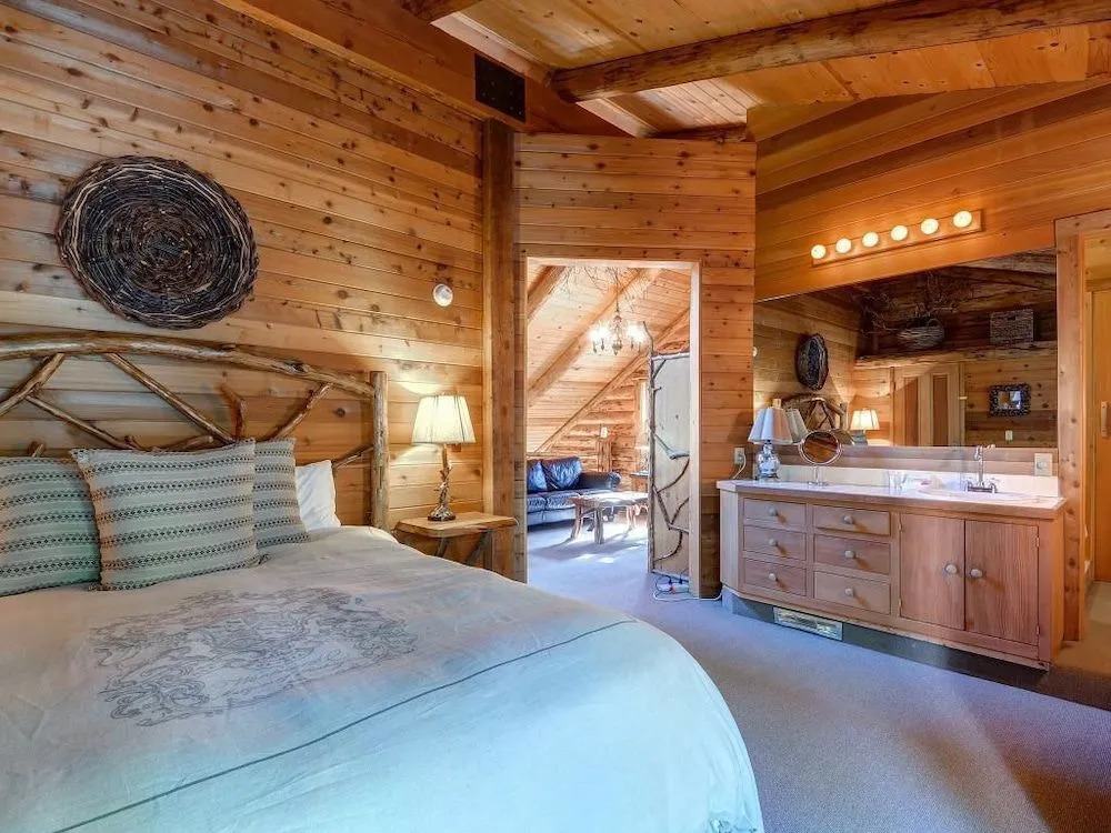 Edelweiss Log Cabin