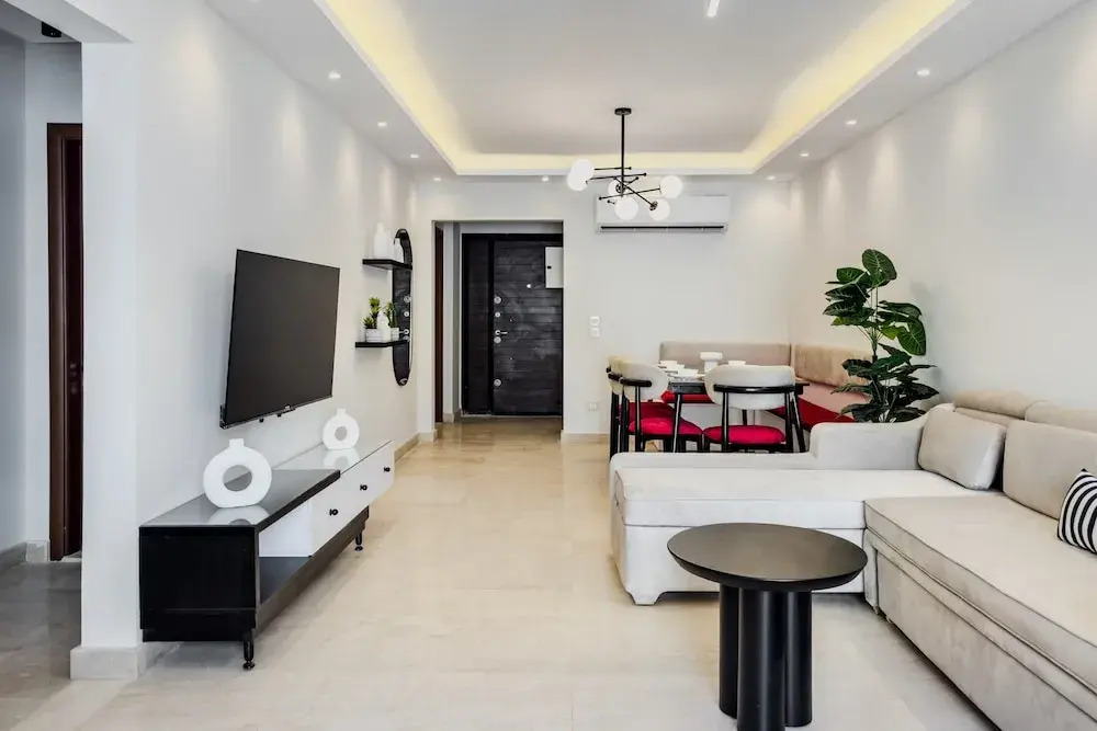 Xuru Stays I Valory - 5 Min to Airport
