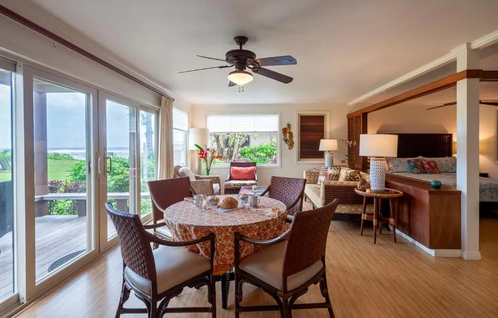 Hanalei Colony Resort E1: intimate beachfront resort in Haena, steps to sand!