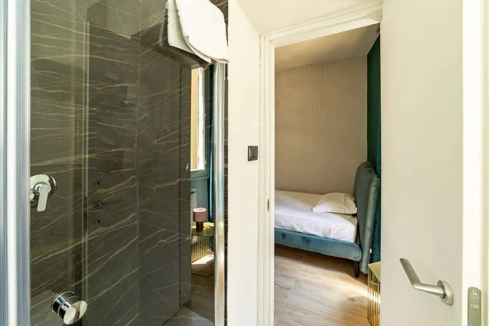 Room Eleven
