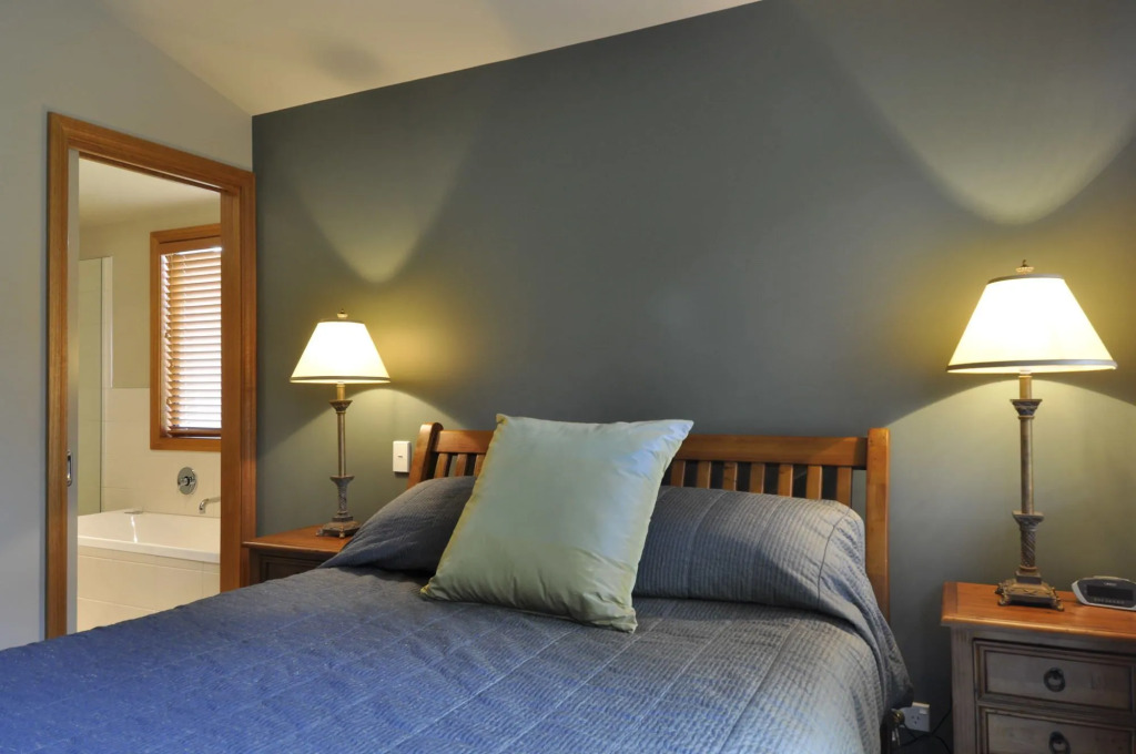 Lansdown Peaks Apartments
