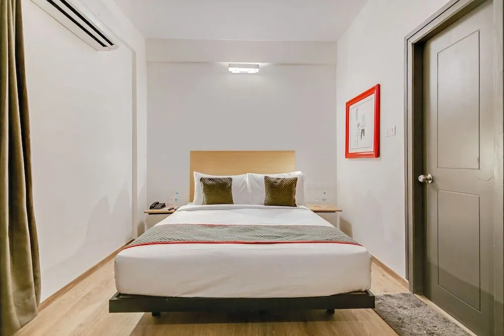 OYO Townhouse 88 Manyata Lake View