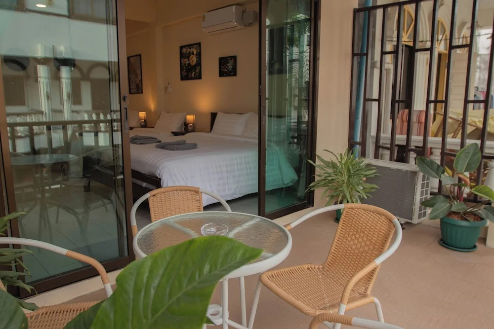 Maiiam Guesthouse Patong Beach