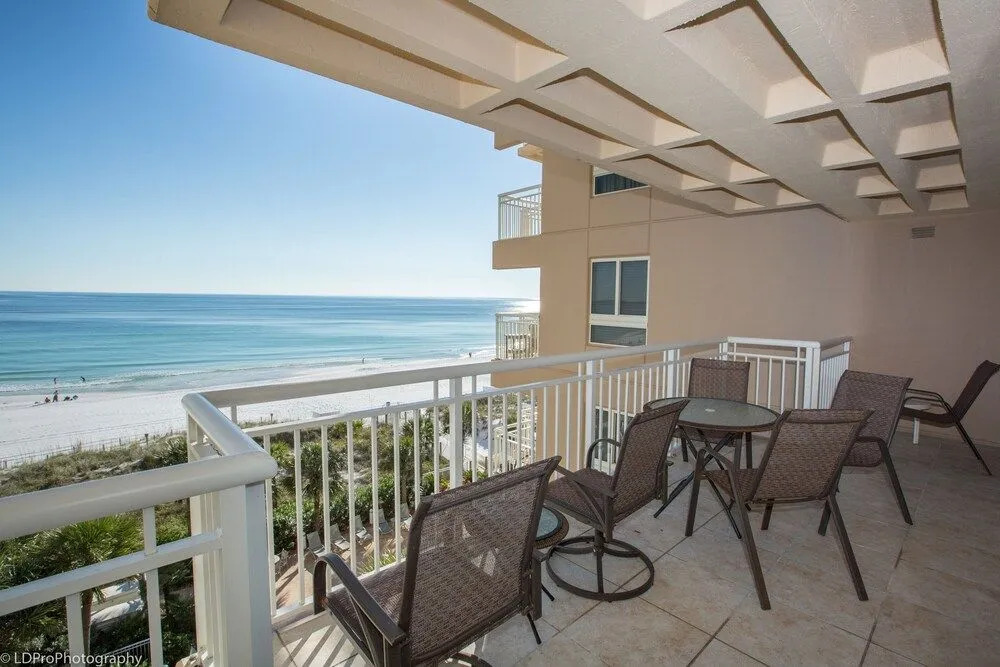 Destin Towers 61 2 Bedroom Condo by RedAwning
