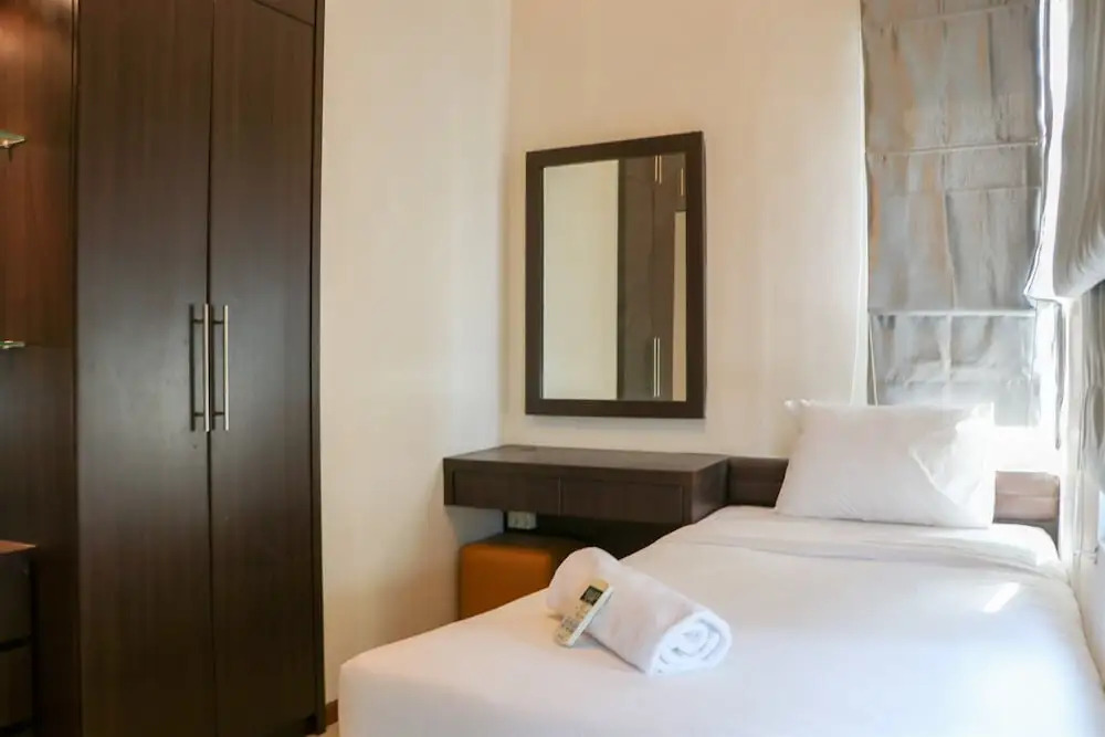 Full Furnished With Comfort Design 2Br Apartment At Thamrin Residence
