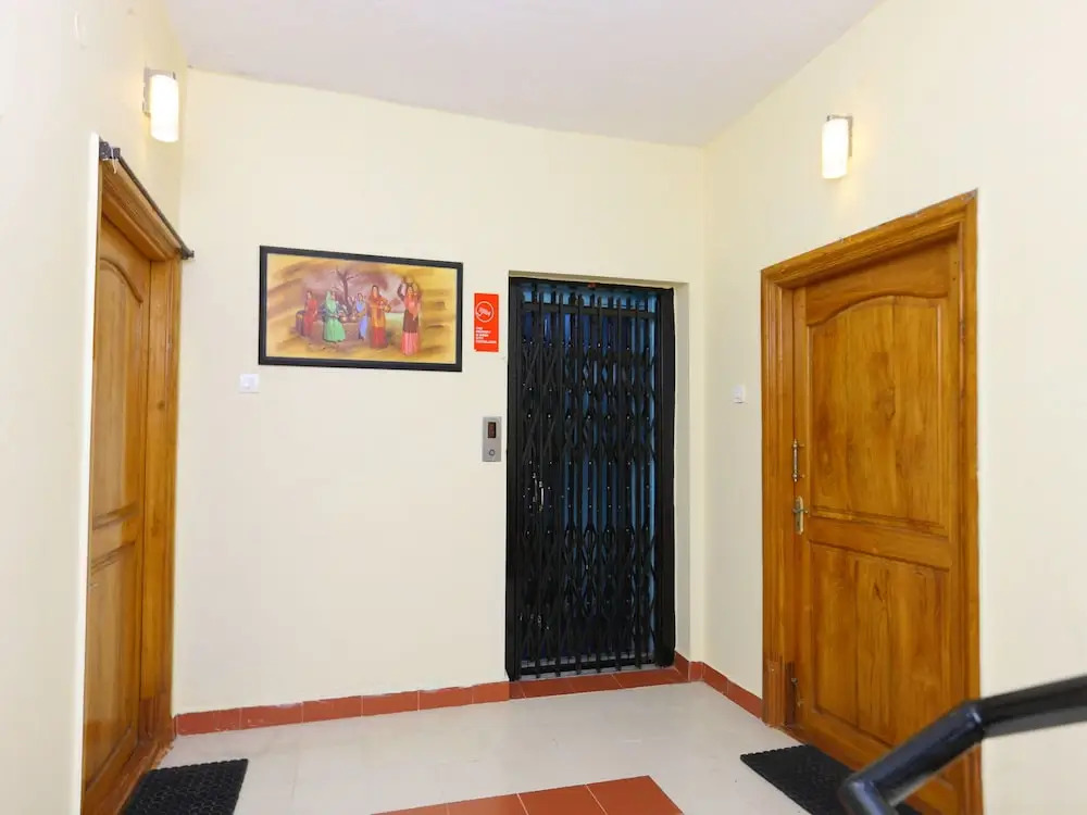 OYO 11094 Rallapalli Service Apartments