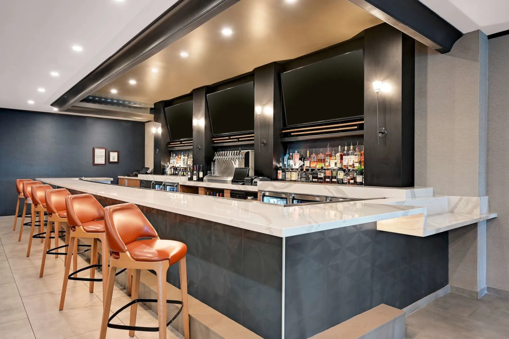 DoubleTree by Hilton Denver International Airport, CO