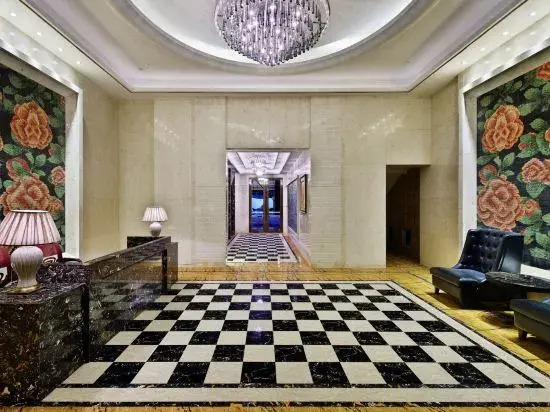 Count Diamond Hotel