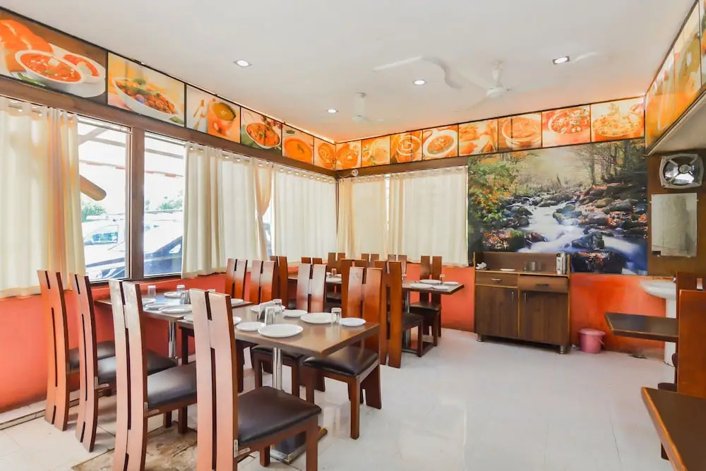 OYO 18493 Hotel Sai Sparsh