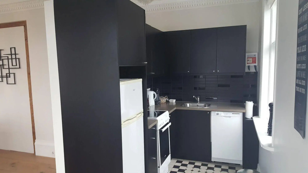 Ambassade Apartments