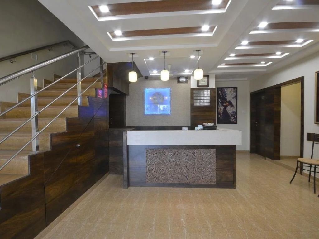 Hotel Radhe