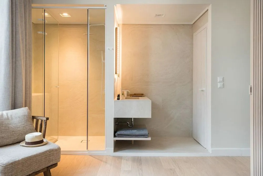 Syros Soul Luxury Suites