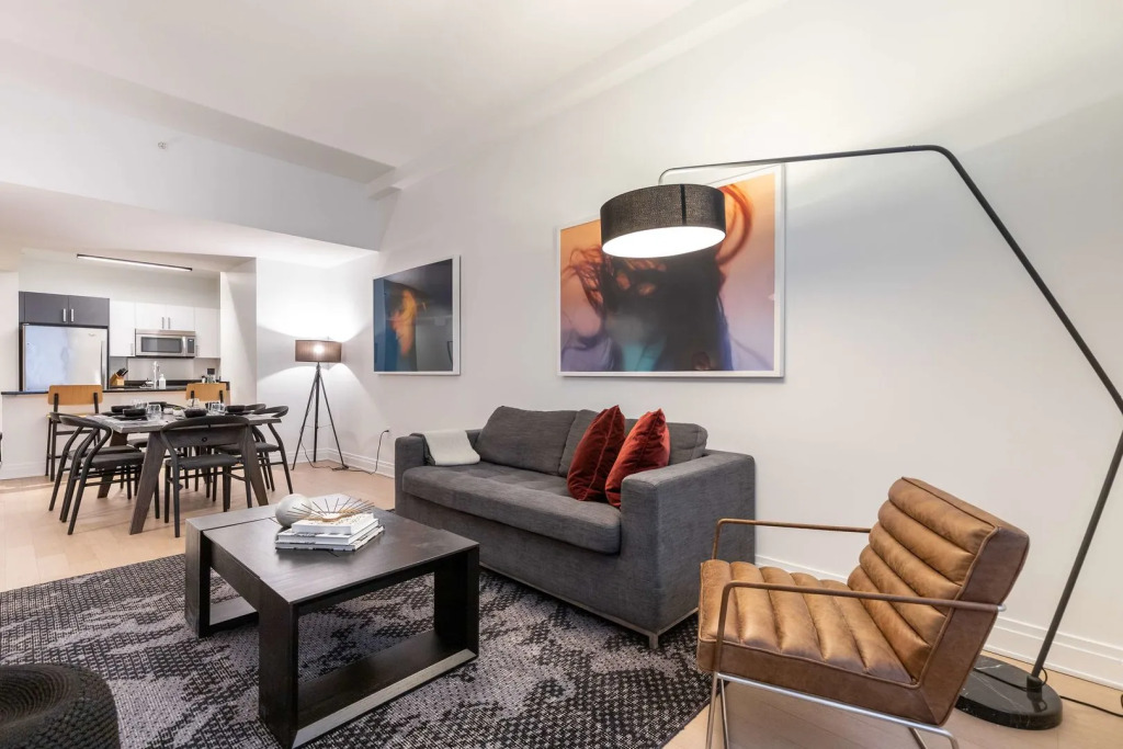 Mint House 70 Pine by Kasa